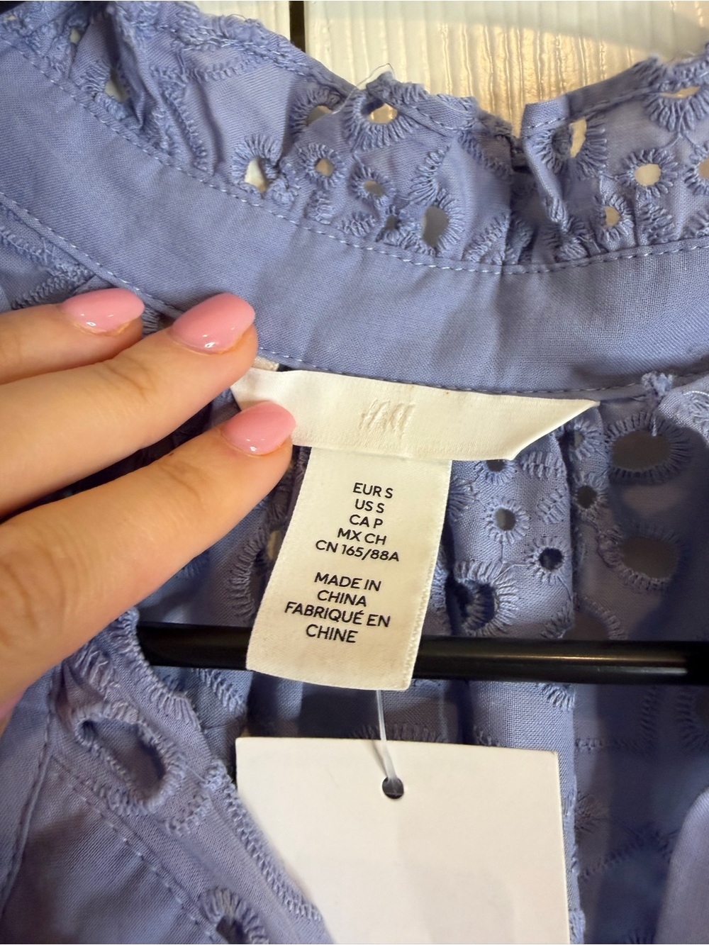 H&M Lavender Eyelet Ruffle Blouse - Picture 2 of 3